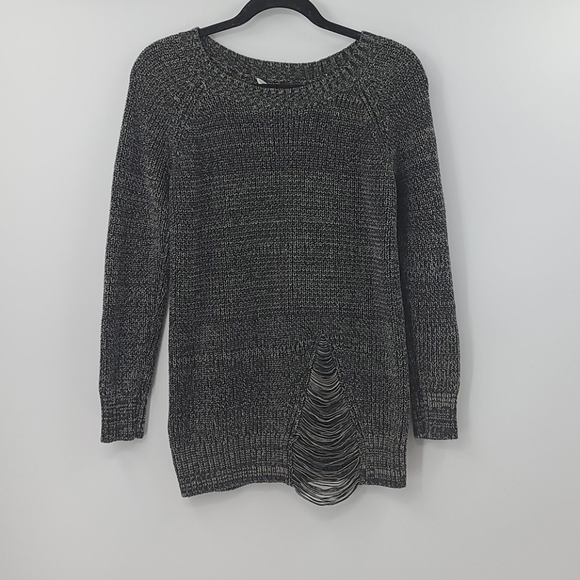 BCBGeneration Sweaters - Bcbgeneration gray distressed sweater. Size small